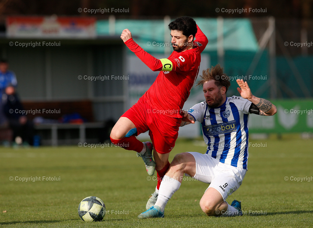 A_LUI_28032026_20 | SPORT,FUSSBALL, LT1 OOE LIGA ASKOE OEDT 1B-SV ZEBAU BAD ISCHL 28.03.2026 IM BILD:  BUENYAMIN KARATAS (OEDT1B) UNDRUDOLF DURKOVIC  (BAD ISCHL) FOTO:FOTLUI 
