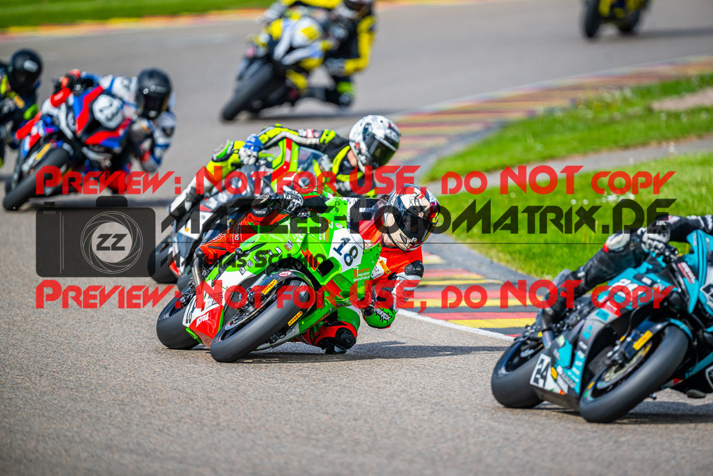 MaZZes_FotoMatrix_240505_6007705_1754 | STK1000