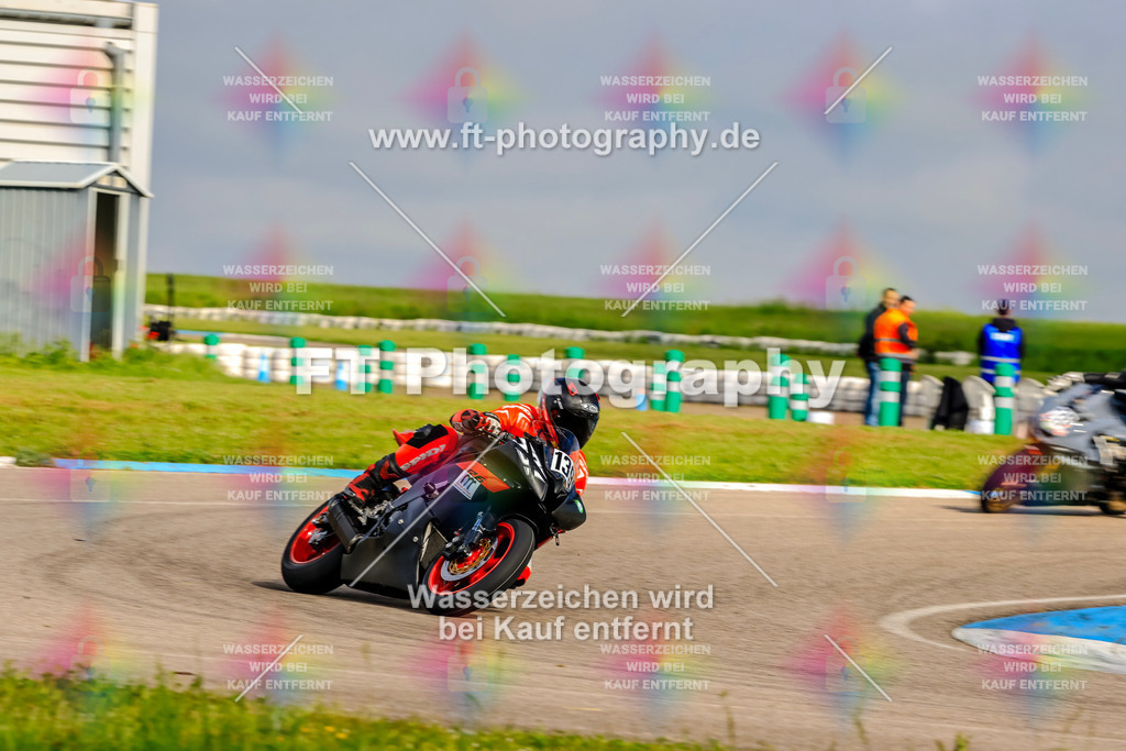 MotoTeam-8243 | Hier findet Ihr Bilder von Touristenfahrten auf der Nürburgring Nordschleife oder von anderen Veranstaltungen die ich besucht habe. Viel Spass beim Durch Schauen 