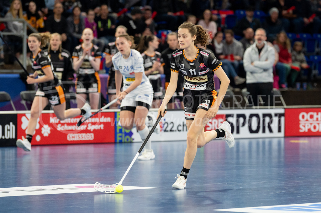 Piranha Chur vs Kloten-Dietlikon Jets - 23. April 2022 | Piranha Chur vs Kloten-Dietlikon Jets
Stimo Arena, Kloten
#11 Marcia Wick (Piranha Chur)
Bild: Sportfotografie Markus Aeschimann | www.markus-aeschimann.ch - Realisiert mit Pictrs.com