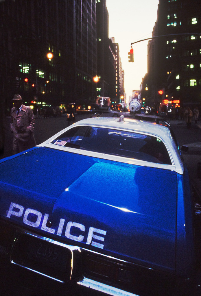 05USA_NYC_sreet_1980_9706 | Beegebilder online. 
BIldarchiv von Beege Fotodesign mit ausgewählten Werken, die sich besonders gut für die Dekoration Ihrer Räume oder Wände eignen. 