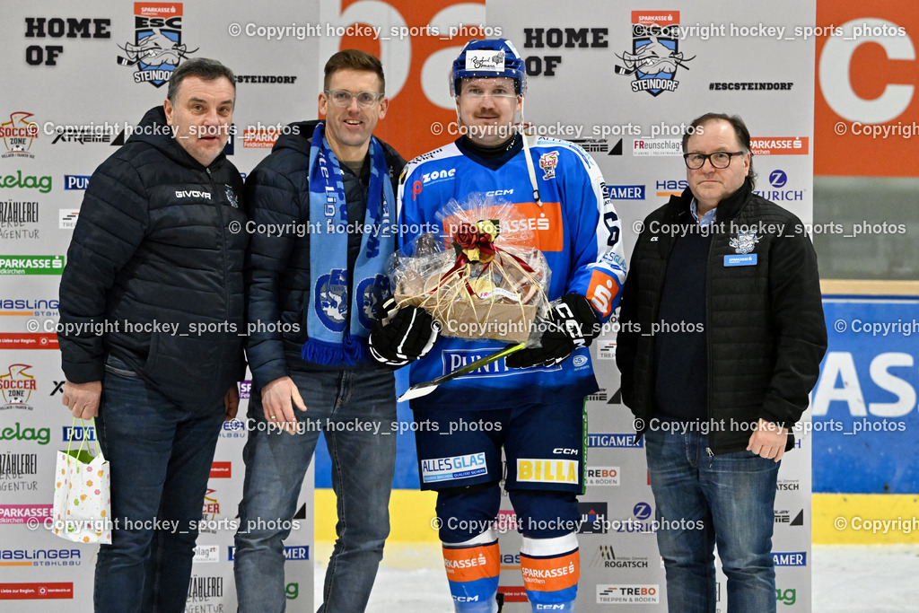 ESC SPARKASSE STEINDORF vs. UECR Huben  | Sektionsleiter ESC Steindorf Hans Tschernutter, Spieler des Abends, Thomas Freiumschlag, #64 Stichauner Fabian ESC Steindorf, Sportlicher Leiter ESC Steindorf Armin Ratz, ESC SPARKASSE STEINDORF vs. UECR Huben , ESC SPARKASSE STEINDORF vs. UECR Huben  am 06.02.2026 in Steindorf (Ossiachersee Halle), Austria, (Photo by Bernd Stefan)