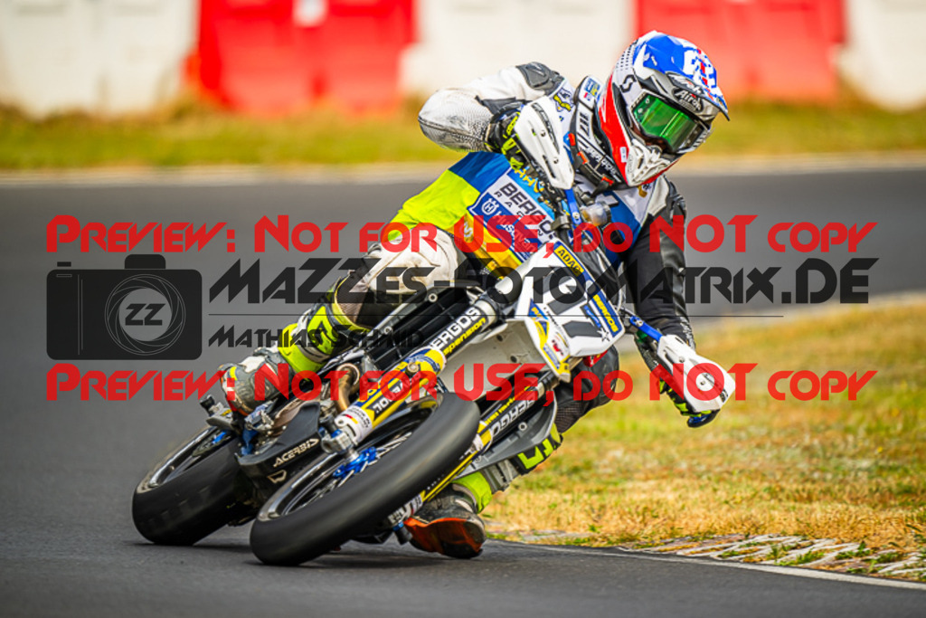 MaZZes_FotoMatrix_230701_8973 | S4