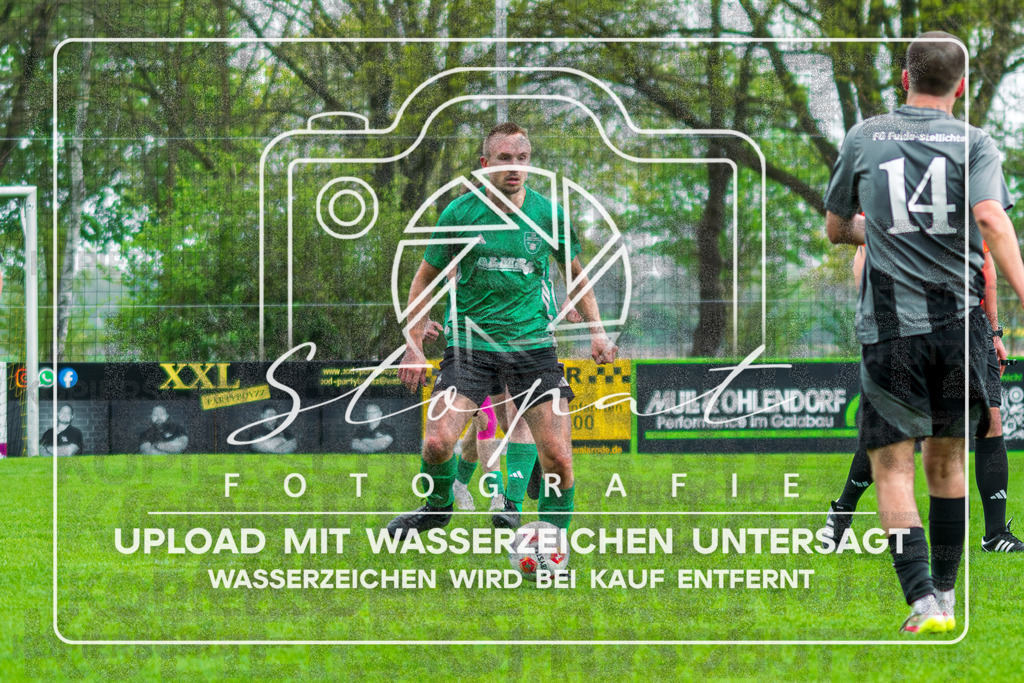 DSC_6009-Verbessert-RR | Vincent Molzahn (TSV Wietzendorf #16) beim Herren Kreisliga HK Spiel zwischen FG Fulde-Stellichte und TSV Wietzendorf im Fulder Zentralstadion, Fulde (Simon Paul Stopat) - Realisiert mit Pictrs.com