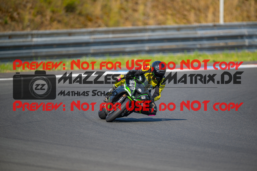 MaZZes-Fotomatrix-20260805-518357 | OPEN