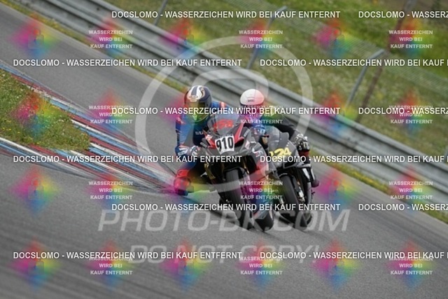 2024_07_20_PBK_22314 | Sportfotografie; SlowMotion; Video; Rennstrecke; Hafeneger; Speer; Racing; RSE; BMW; CBO; Trackday; Motorsportarena; Hockenheimring; Brno; Most; Barcelona; Valencia