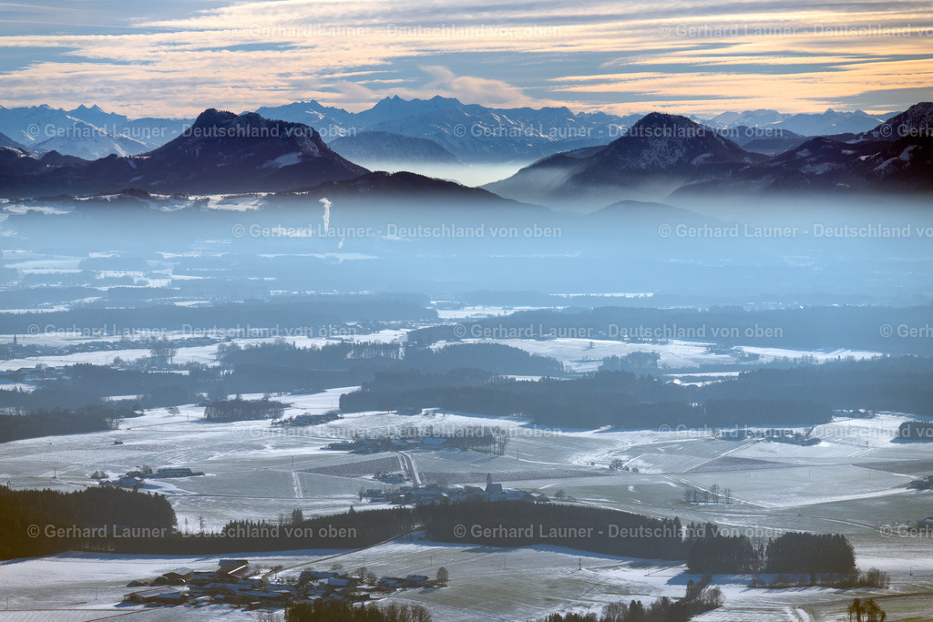 3900137 | Blick zu den Alpen bei Rosenheim