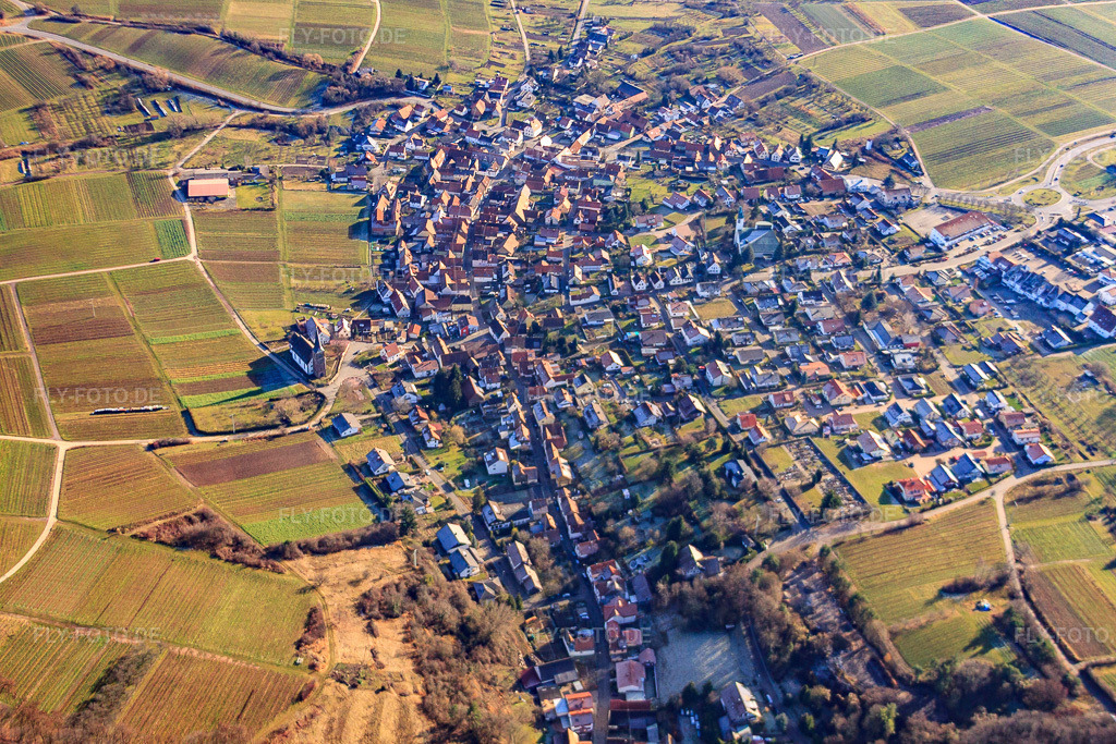 Luftbild: Ortsansicht von Westen im Ortsteil Rechtenbach in Schweigen-Rechtenbach im Bundesland Rheinland-Pfalz in Deutschland. Foto: IMG_48363.jpg vom 11.12.2011 durch Werner Riehm/FLY-FOTO.deAuflösung des Originals: 4752 x 3168 px
