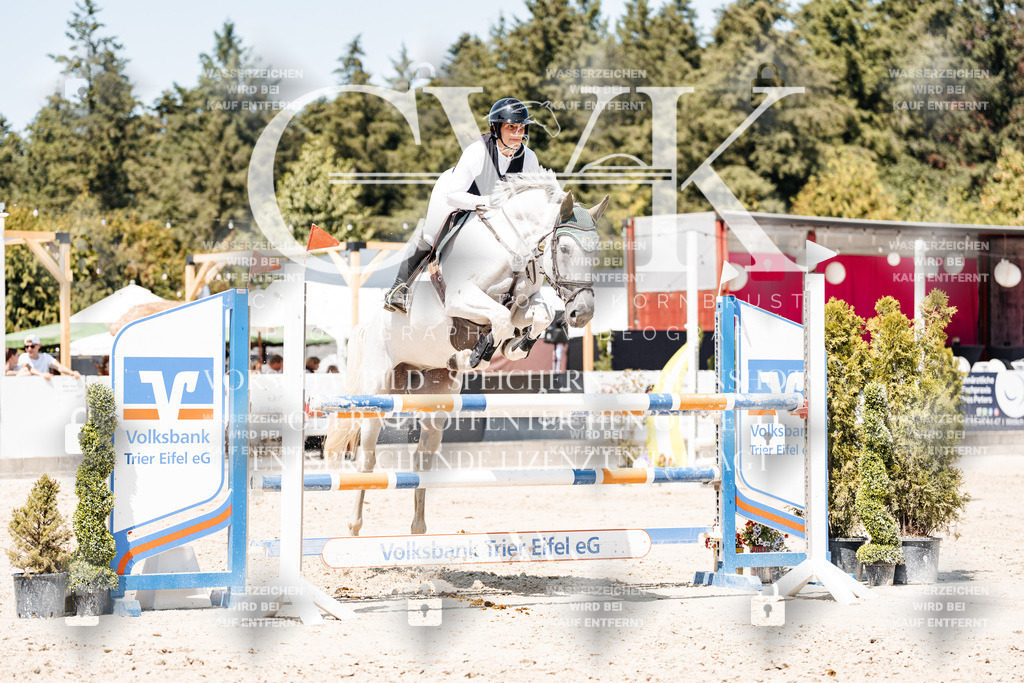 CK900716 | Turnierfotografie Pferdefotografie Trier Rheinland-Pfalz Pferdesport Reitsport Tierfotografie Sportfotografie Pferdevideo Pferdevideografie Equestrianvideography equestrianphotography  - Realisiert mit Pictrs.com