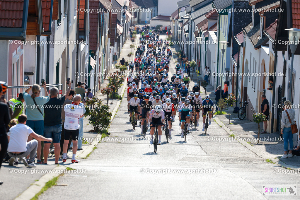 322_AR6_8760 | Neusiedlersee Radmarathon 2026@sportshot_your_pictrs #yourpictures#roadtowm2029 #nrm #neusiedlerseeradmarathon #neusiedlersee #neusiedlerseetourismus #burgenland #mörbisch #nrm26 #burgenlandtourismus #voglundco #poweredbyburgenlandtourismus #radsport #rad #marathon #ucigranfondo #visitburgenland #ucigranfondoworldseries