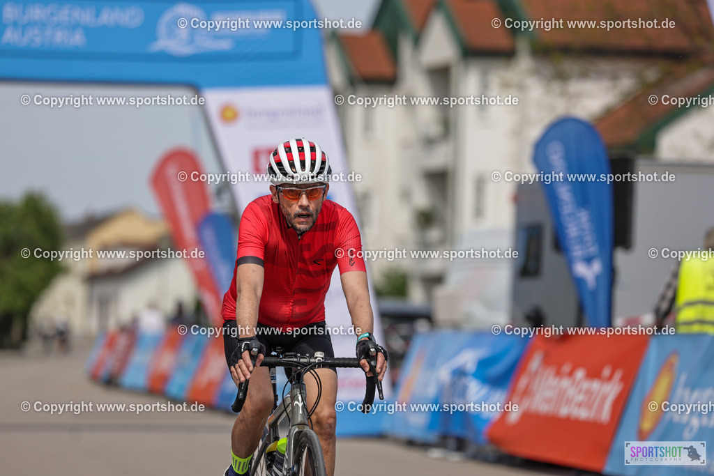 VJ__9912 | Neusiedlersee Radmarathon 2026@sportshot_your_pictrs #yourpictures#roadtowm2029 #nrm #neusiedlerseeradmarathon #neusiedlersee #neusiedlerseetourismus #burgenland #mörbisch #nrm26 #burgenlandtourismus #voglundco #poweredbyburgenlandtourismus #radsport #rad #marathon #ucigranfondo #visitburgenland #ucigranfondoworldseries