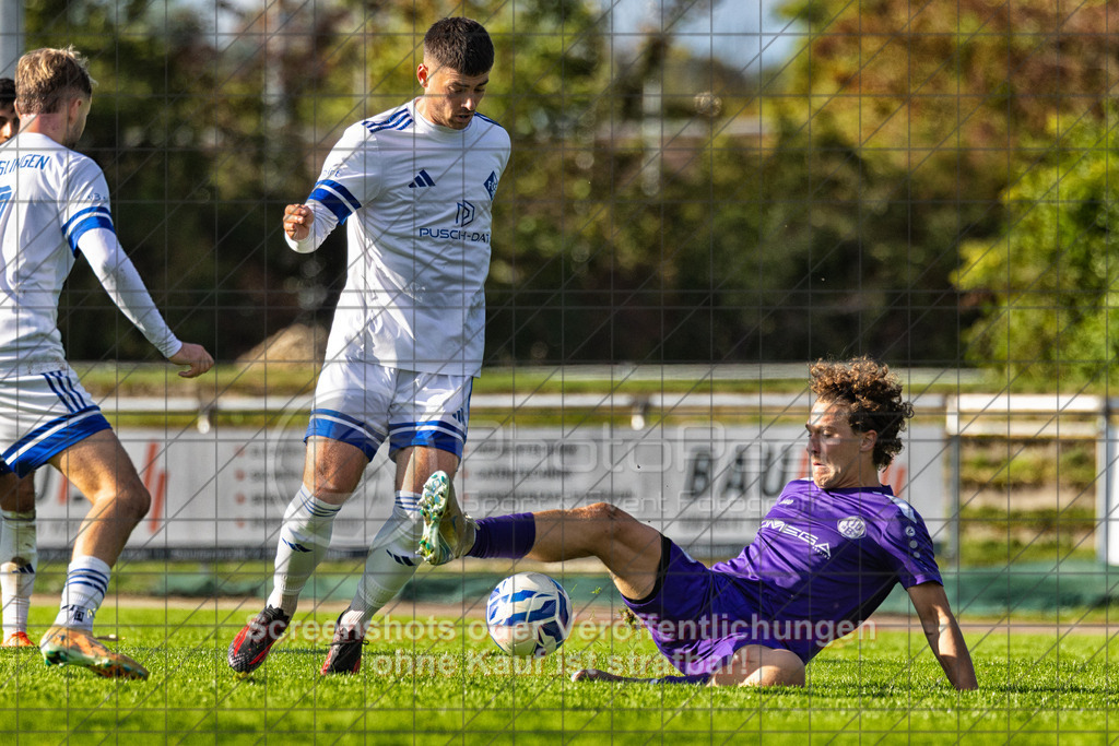 20261010_160653_0387-Bearbeitet_(c)_by_PhotoPeet | #,1.FC Eislingen (weiß) vs. TSV Bernhausen (lila), Fussball, Landesliga 2 - wfv, 11. Spieltag, Saison 2026/2027, Rasenplatz, Eichbachstation, Haldenstraße, 73054 Eislingen, 10.10.2026 - 15:30 Uhr,Foto: PhotoPeet / Sport- &amp; Eventfotografie / Peter Harich