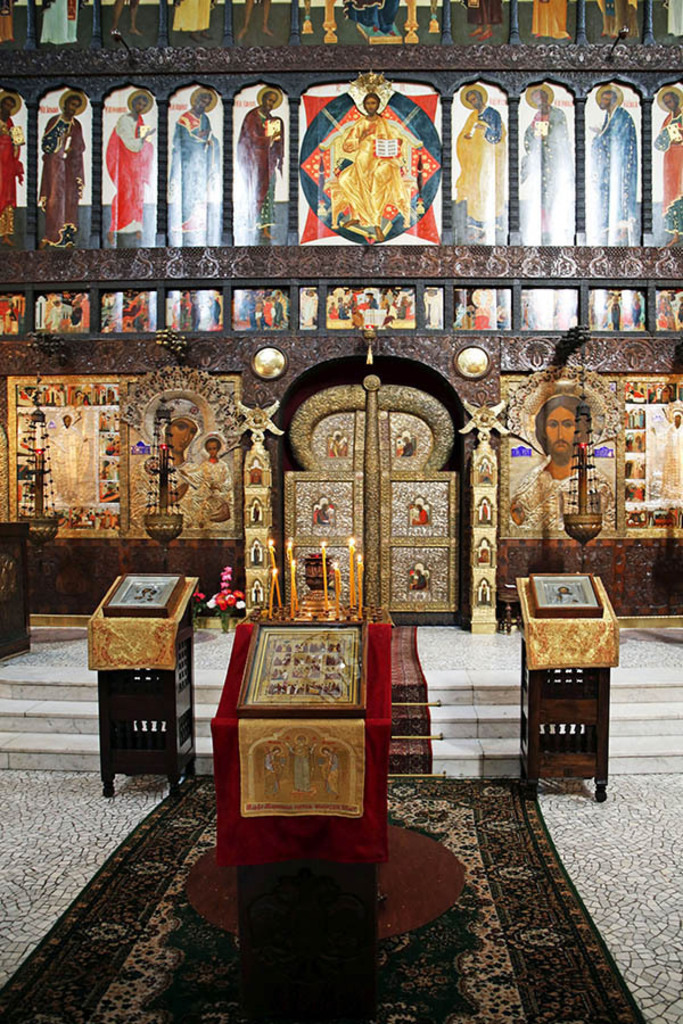 Bildlexikon Leipzig - Russische Gedächtniskirche | Das Team hinter BILDLEXIKON LEIPZIG bündelt historische wie aktuelle Informationen über die Stadt Leipzig in Text und Bild auf einer Plattform und stellt diese der interessierten Öffentlichkeit zur Verfügung.