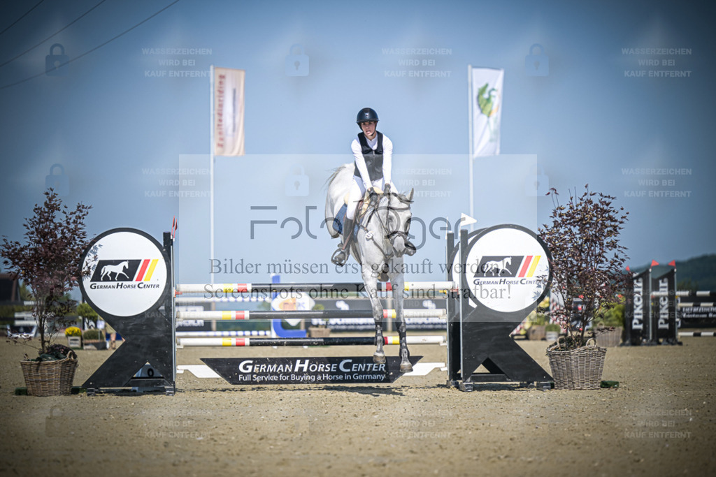 DOS_0705 | Entdecke hochwertige Reitturnierfotos von Foto Oger. Professionell, emotional und authentisch – jetzt Lieblingsmomente im Shop bestellen. - Realisiert mit Pictrs.com