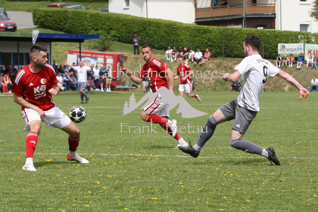 993T0175 | Medien- Sport- Entertainmentfotos