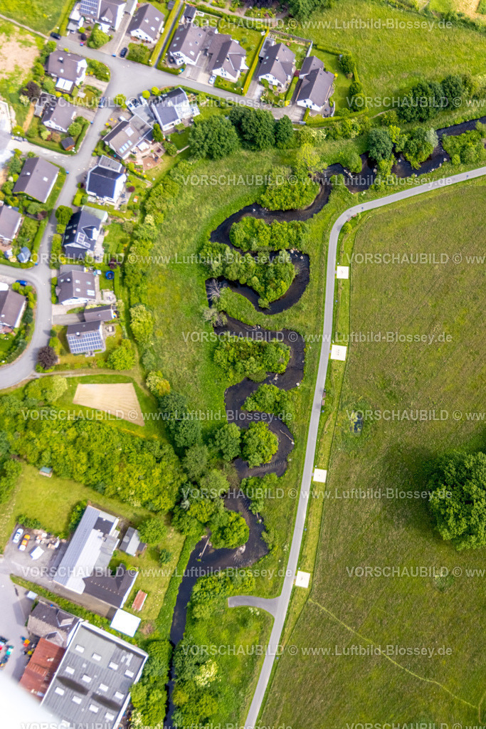 Meschede220600965 | Luftbild, Henne Auen mit Fluss Henne Mäander, Henne Boulevard, Meschede-Stadt, Meschede, Sauerland, Nordrhein-Westfalen, Deutschland