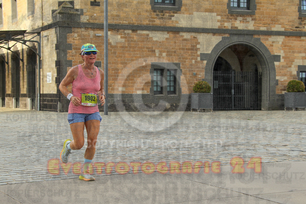 250920_1523_EV4_8652 | Sportfotografie im Rhein-Sieg Kreis, Köln, Bonn, NRW, Rheinland Pfalz, Hessen, etc. Unser Tätigkeitsfeld umfasst den Laufsport vom Volkslauf über den Marathon, Duathlon, Triathon bis zum Ultralauf wie Kölnpfad Ultra oder Schindertrail.
