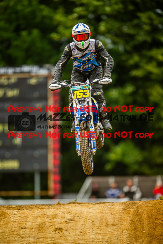 MaZZes_FotoMatrix_230701_4138 | S2