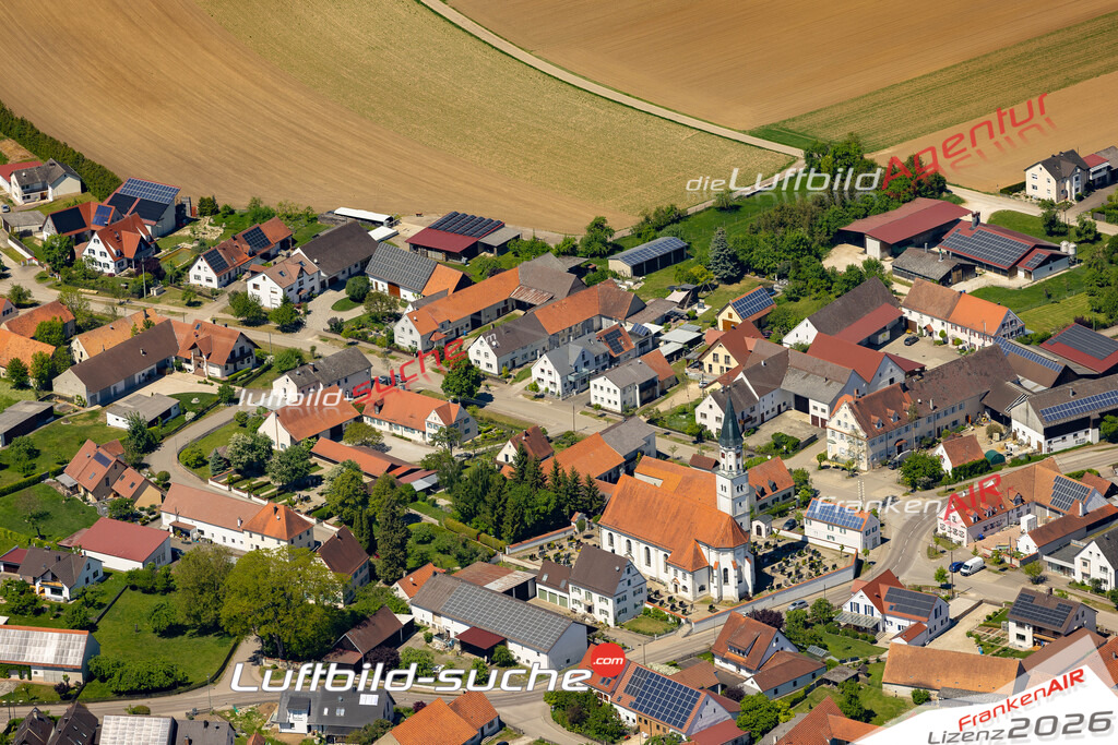 Luftaufnahme von Blindheim - Die Luftaufnahme wurde 2025 vom UL-Flugzeug heraus erstellt ( keine Drohne ) - Hochauflösende Luftaufnahme - für professionelle Ausdrucke geeignet. Die Geschenkidee !Mit Lizenz und Bildrechte bestellbar