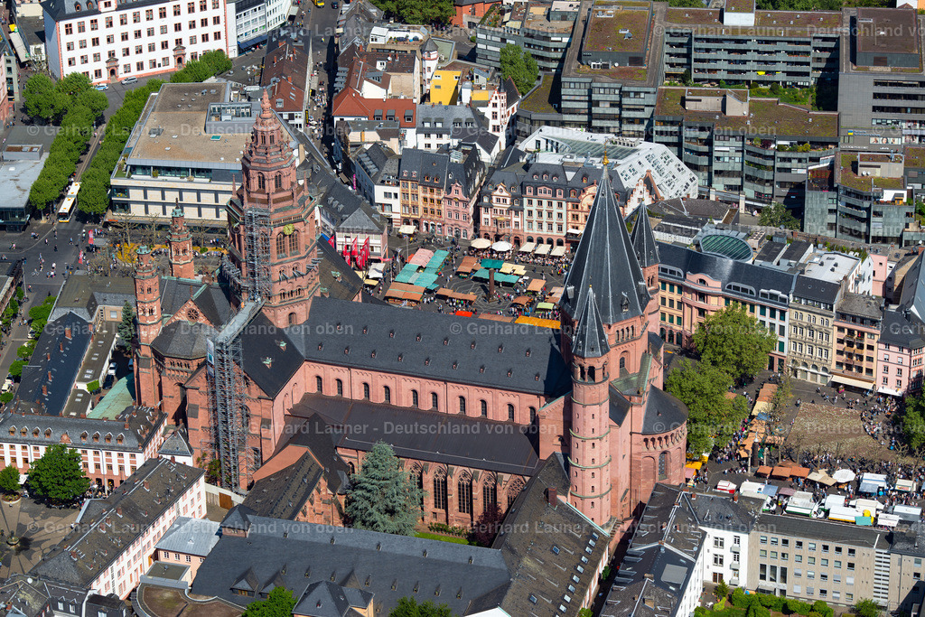 3800228 | Der Hohe Dom St. Martin zu Mainz, kurz Mainzer Dom, ist die Kathedrale der römisch-katholischen Diözese Mainz
