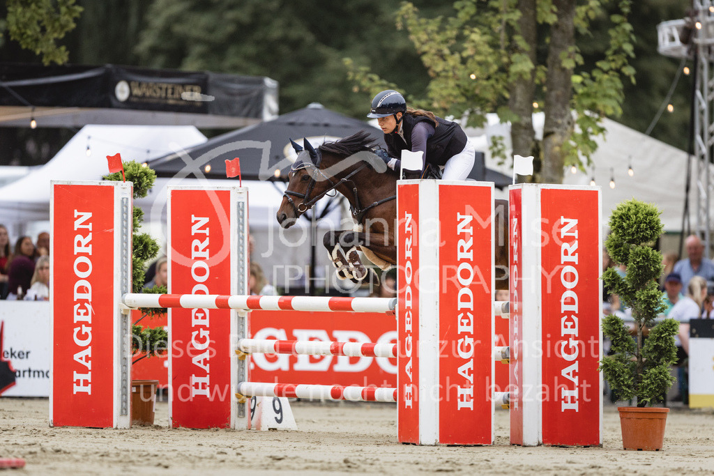 230824_Delbrueck_PonyTrophy-350 | Deine schönsten Turniermomente als professionelle Fotos! Entdecke hochwertige Pferdesport-Fotografie im Online-Shop. Jetzt Fotos finden & bestellen!