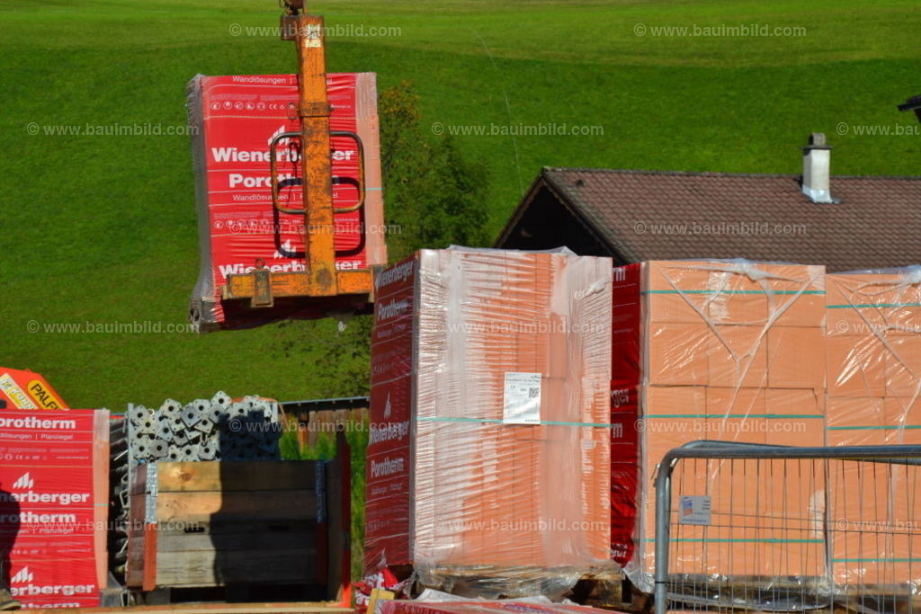 bib-lg07-mauerarbeiten-0003 | Nach LV-Leistungsgruppen sortierte Detailfotos über den Bau eines Hauses. Alle Hausbau-Bilder direkt vom Urheber und Autor der Website Haus-Selber-Bauen.com