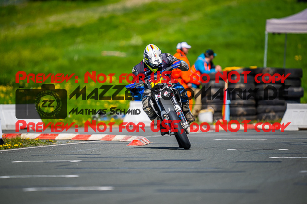 MaZZes_FotoMatrix_230506_6257 | UE40