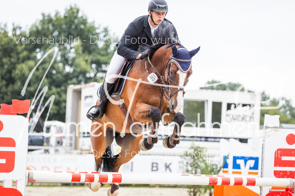 BHO-2PhSpr-M-259 | MomenTaufnahmen Pferdesportfotos