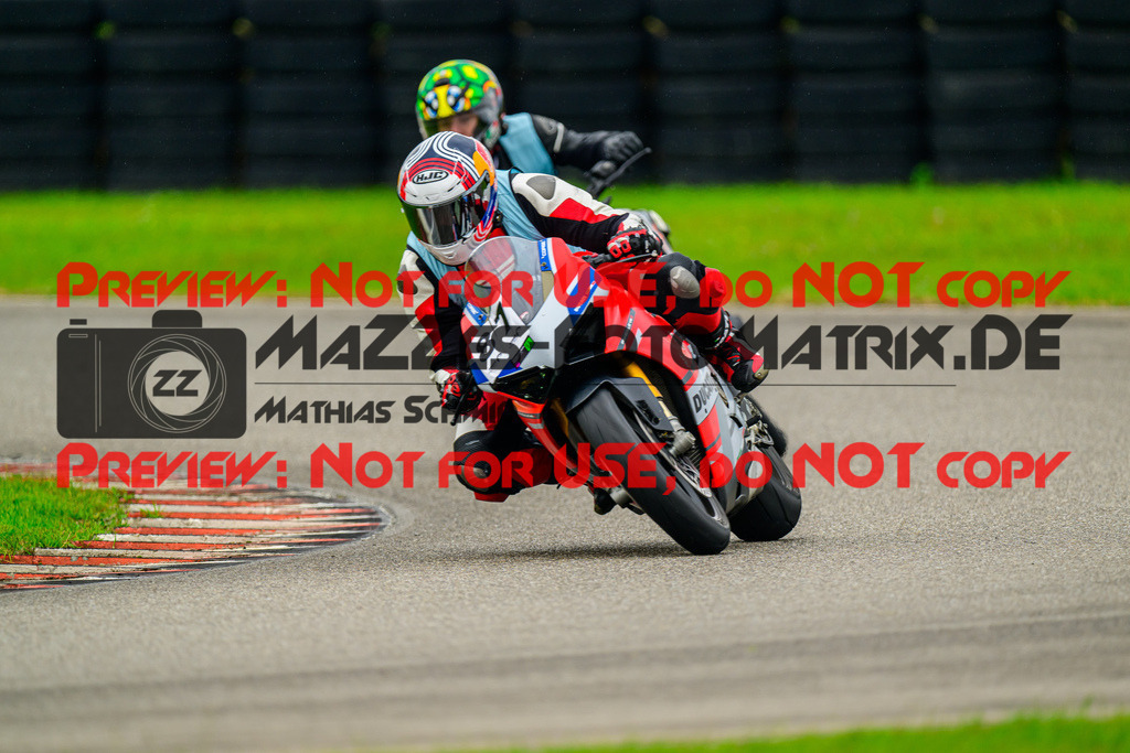 MaZZes_Fotomatrix_20241002_6007705_7485 | INST