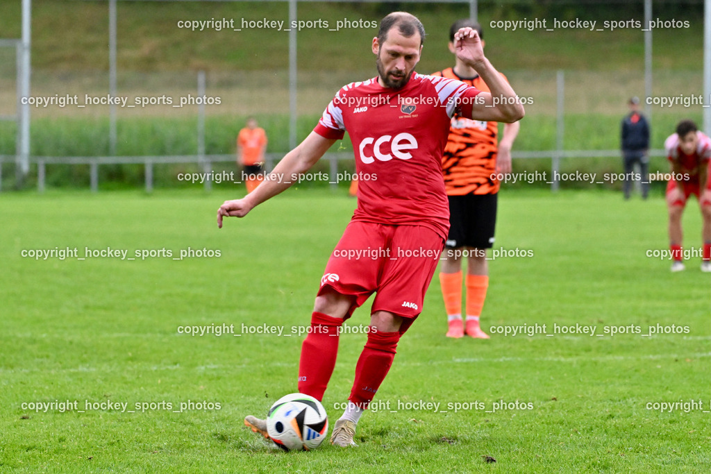 SV Viktoria Viktring vs. FC Mondi Frantschach | #7 Yevhen Sutkovyi SV Viktoria Viktring,  Elfmeter, SV Viktoria Viktring vs. FC Mondi Frantschach, SV Viktoria Viktring vs. FC Mondi Frantschach am 02.08.2025 in Klagenfurt (Sportplatz Viktrink), Austria, (Photo by Bernd Stefan)