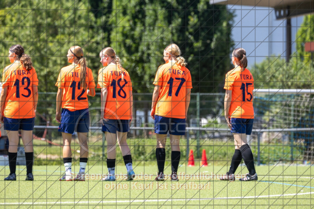 20250622_135956_0031 | #,ASV Eislingen (blau) vs. Tura Untermünkheim (orange), Fussball, Aufstiegsspiel in B-Juniorinnen-VS Nord Runde 2 - WfV, Saison 2024/2025, Kunstrasensportplatz im Ösch, Staufeneckerstraße, 73054 Eislingen, 22.06.2025 - 14:00 Uhr,Foto: PhotoPeet-Sportfotografie/Peter Harich