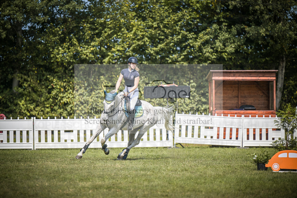 DOS_3912 | Entdecke hochwertige Reitturnierfotos von Foto Oger. Professionell, emotional und authentisch – jetzt Lieblingsmomente im Shop bestellen.Deutschlandweite Turnierfotografie. - Realisiert mit Pictrs.com