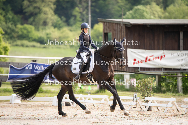 Bad_Meinberg_07940 | saradresslerfotografie - Realisiert mit Pictrs.com
