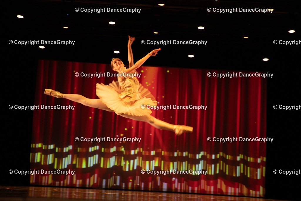 GPHY5785 | DanceGraphy - Realisiert mit Pictrs.com