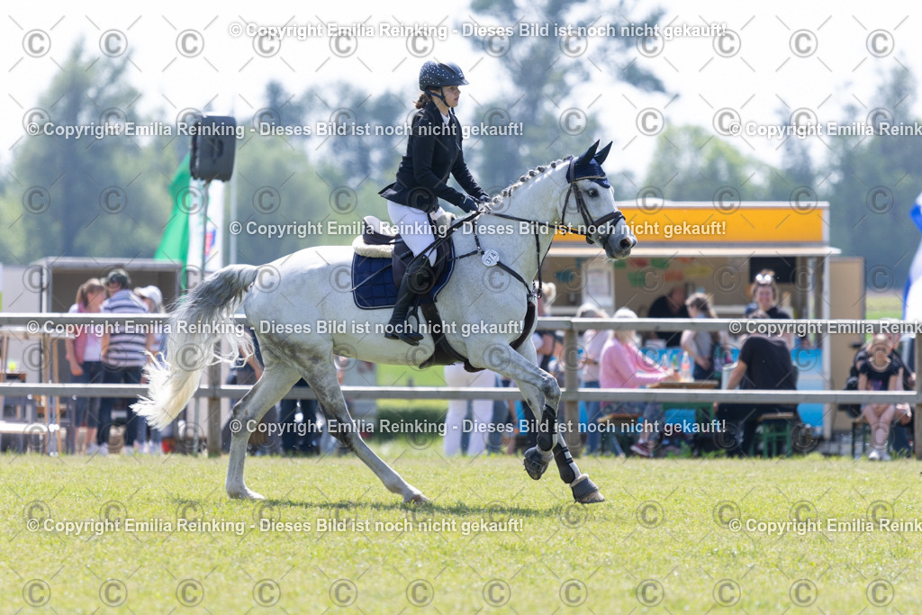 CL5A2260 | Emilia Reinking Fotografie - Realisiert mit Pictrs.com