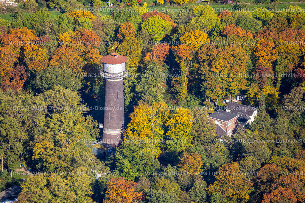 Moers221004055 | Luftbild, Vinner Wasserturm im Herbstwald, Moers, Moers, Ruhrgebiet, Nordrhein-Westfalen, Deutschland
