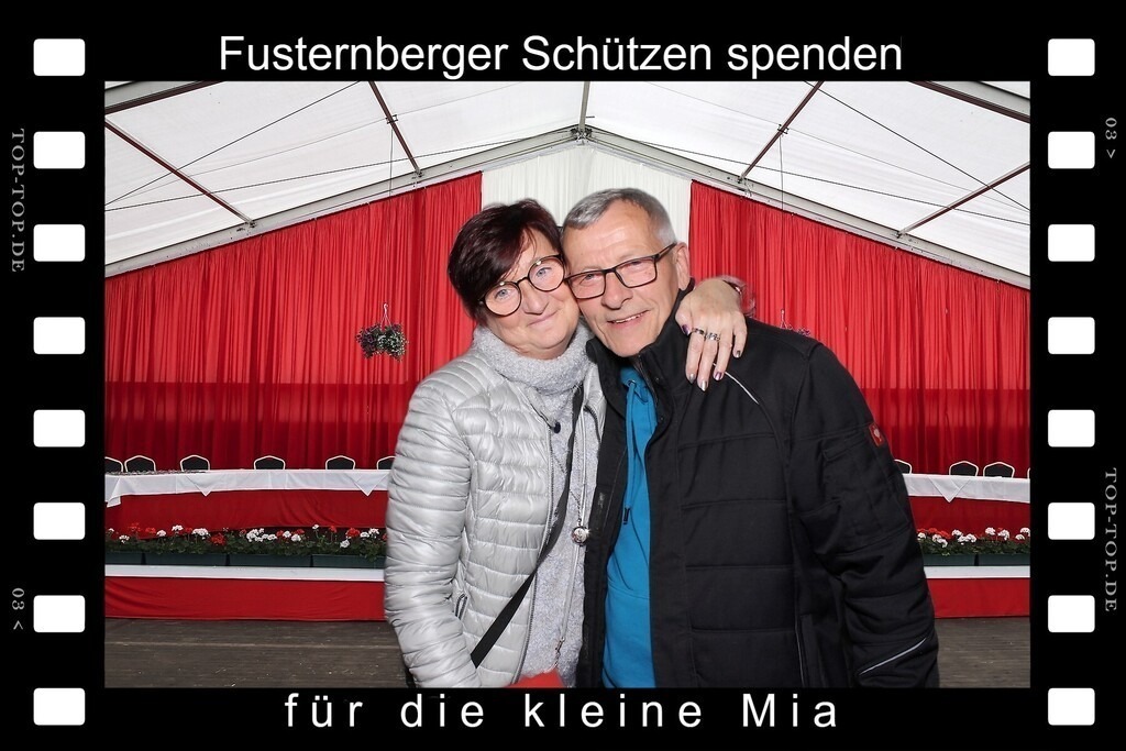 top-top.de 240928-088 | Foto, Video, Fotografie, Videografie, Fotobox, DJ, Discjockey, Musik, Musikbox, Veranstaltung, Photobooth, Amazon, Ebay, Buchtipp, Bestseller, Autor, Verlag, Buch, Wesel, Hamminkeln, NRW, Dinslaken, Rees, Drohne, Hochzeit, Party, Fotobox, Wesel, Fotograf