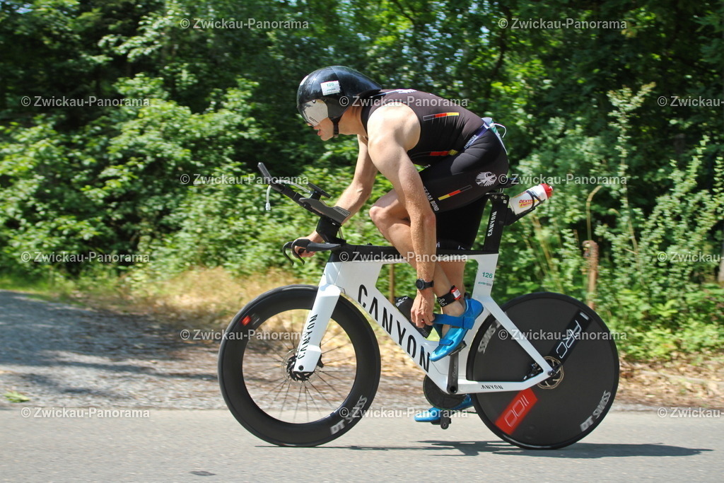 2023_0630_KoberTriathlon_DPM-OLY0427 | Urban. Natur. Panorama. Luftbild. 
Der Bildershop für aufregende Perspektiven!
Für Deko, Wandbild und Kalender!
Wir bringen LED-Bilder zum Leuchten!

