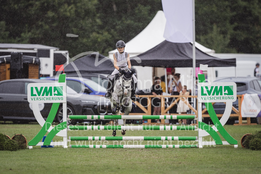 230715_LC_E-Stil-304 | Deine schönsten Turniermomente als professionelle Fotos! Entdecke hochwertige Pferdesport-Fotografie im Online-Shop. Jetzt Fotos finden & bestellen!