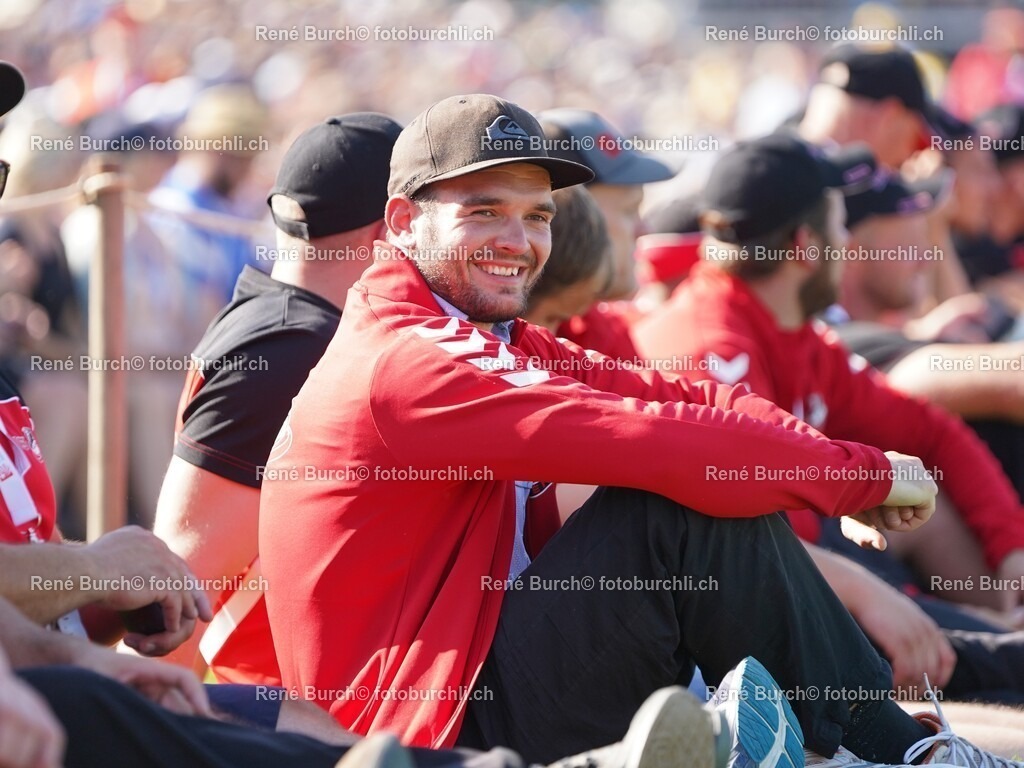 181 | René Burch leidenschaftlicher Fotograf aus Kerns in Obwalden.  Hier finden sie Sport, Landschaft und Natur Fotografie.
 - Realisiert mit Pictrs.com