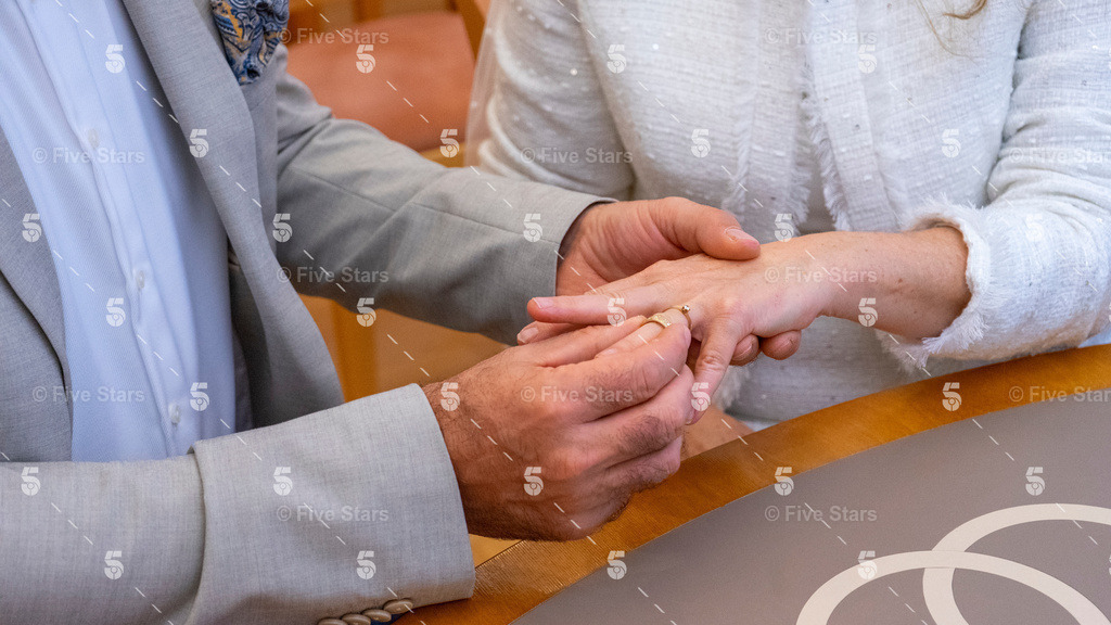 DSC00523_mitLogo8 | Five Stars Fotografie und Videografie fängt Ihre besonderen Momente mit atemberaubenden Bildern und hochwertigen Videos ein. Perfekt für Hochzeiten, Events und mehr – lassen Sie sich von unserer Expertise und Kreativität begeistern.