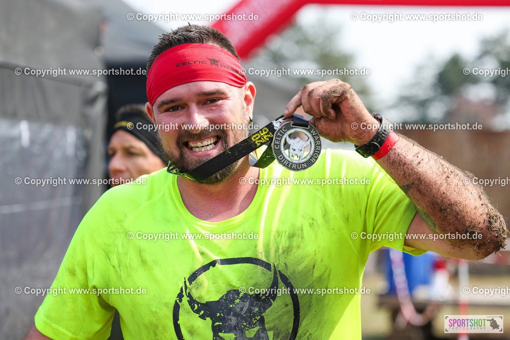 LUR_4969 | Rund um das Thema Sport-Event-Fotografie & individuelle Teilnehmerfotos. Jeder Teilnehmer wird fotografiert.