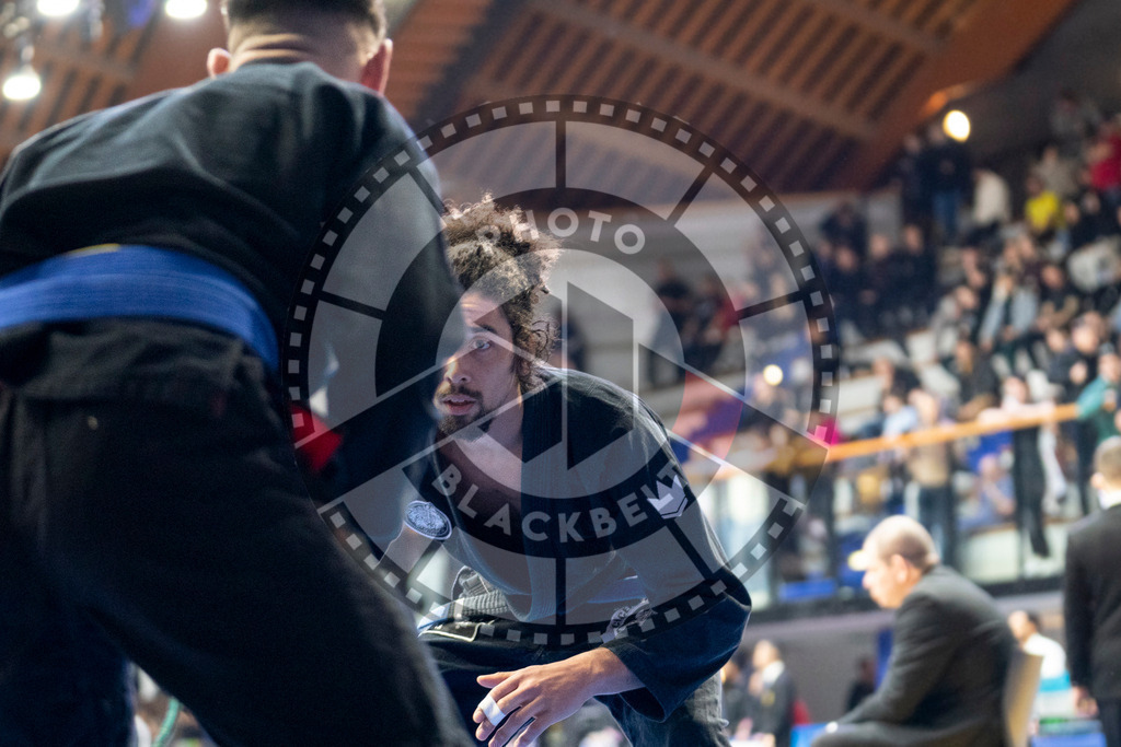 20240121PBB5313 | Fighters compete during the second day of the IBJJF European Championship in Paris, France, on January 21, 2024.