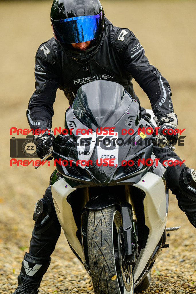 MaZZes_Fotomatrix_20241002_6007705_5567 | Fotograf Mathias Schmid
Sportfotograf,
Eventfotograf,
Hochzeitsfotograf,
Portraitfotograf