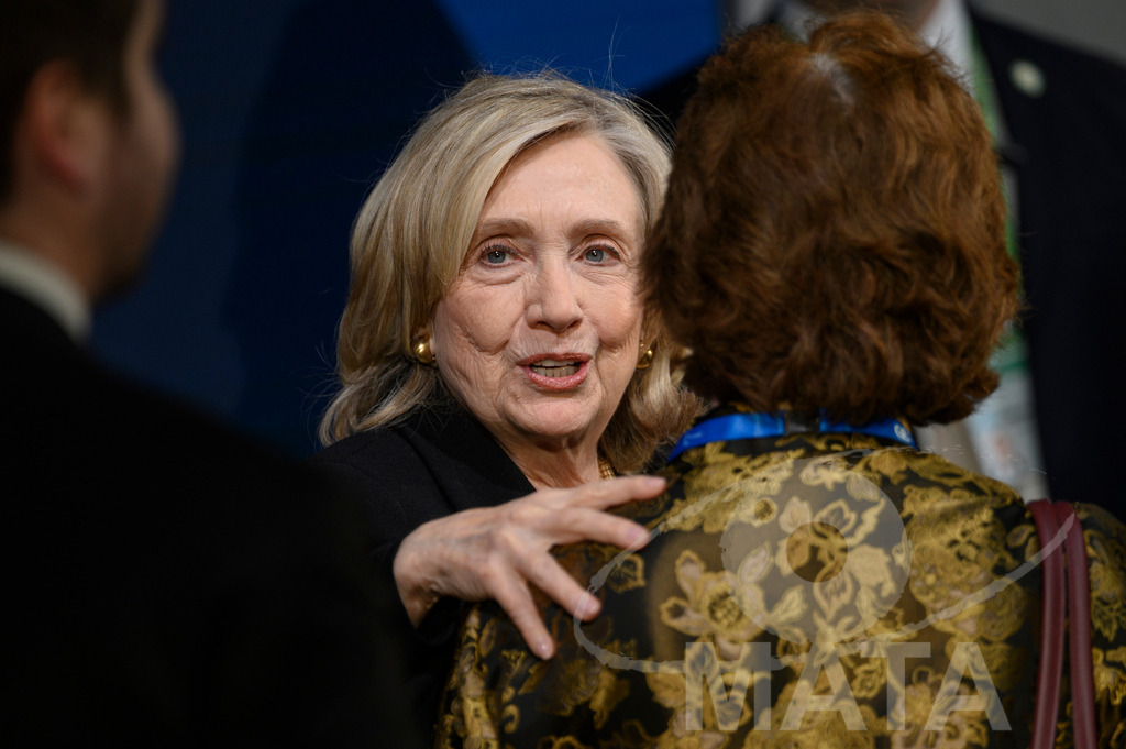 _DWI3232 | Die US-Politikerin Hillary Clinton auf der Veranstaltung Bridging Scholarship and Statecraft im Rahmen der Münchner Sicherheitskonferenz 2026. München, 13.02.2026 Bayern Deutschland  - Realisiert mit Pictrs.com