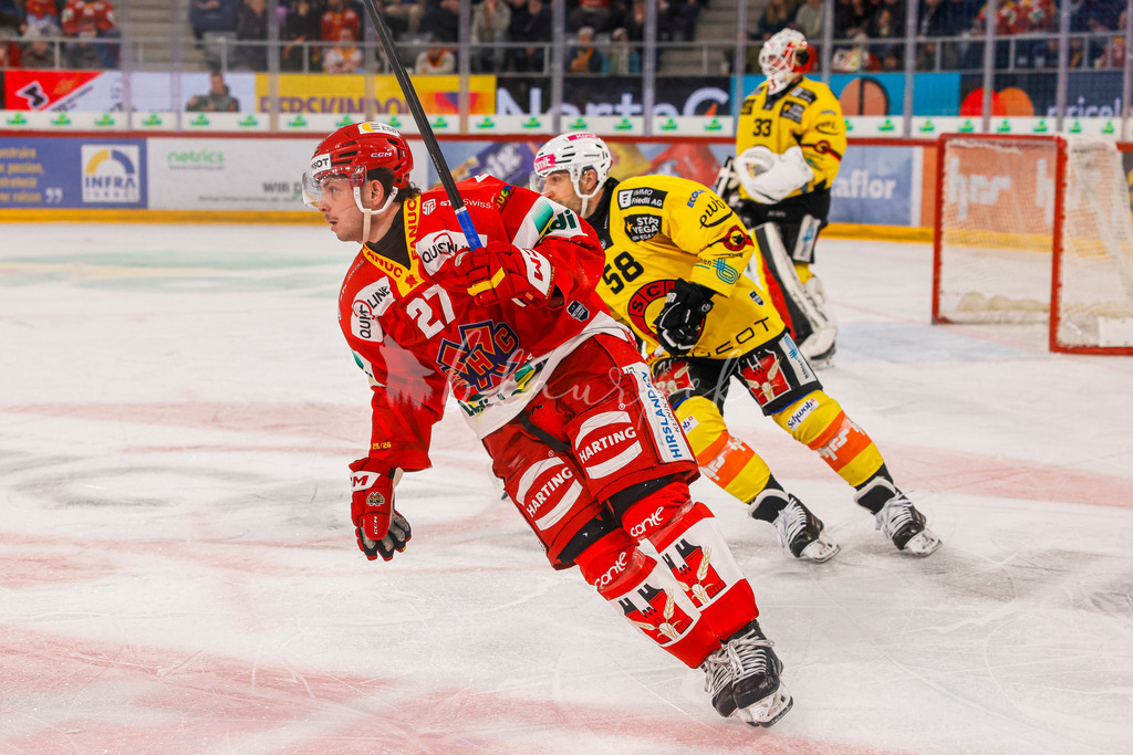 EHCB vs SCB 20260110_wb-3264 | Sportbilder, Sportfotograf, Hochzeits- und Eventfotografin, Flugshows, Portraits und Tiershooting, Aviation, Downhill, Nationalleague, Swissleague, International