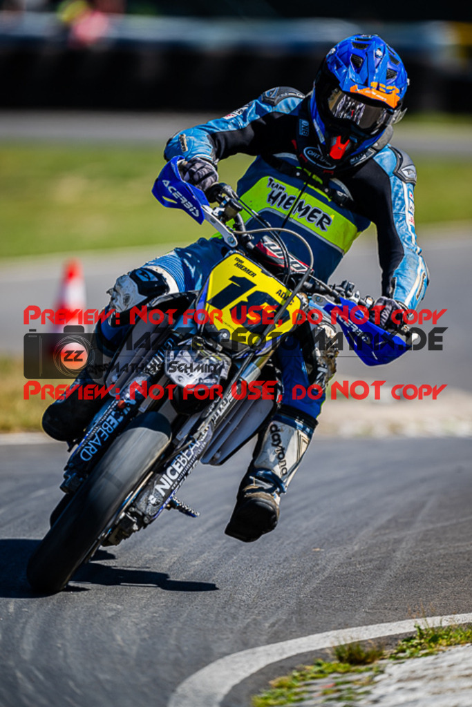 MaZZes_FotoMatrix_220702_1055 | S1