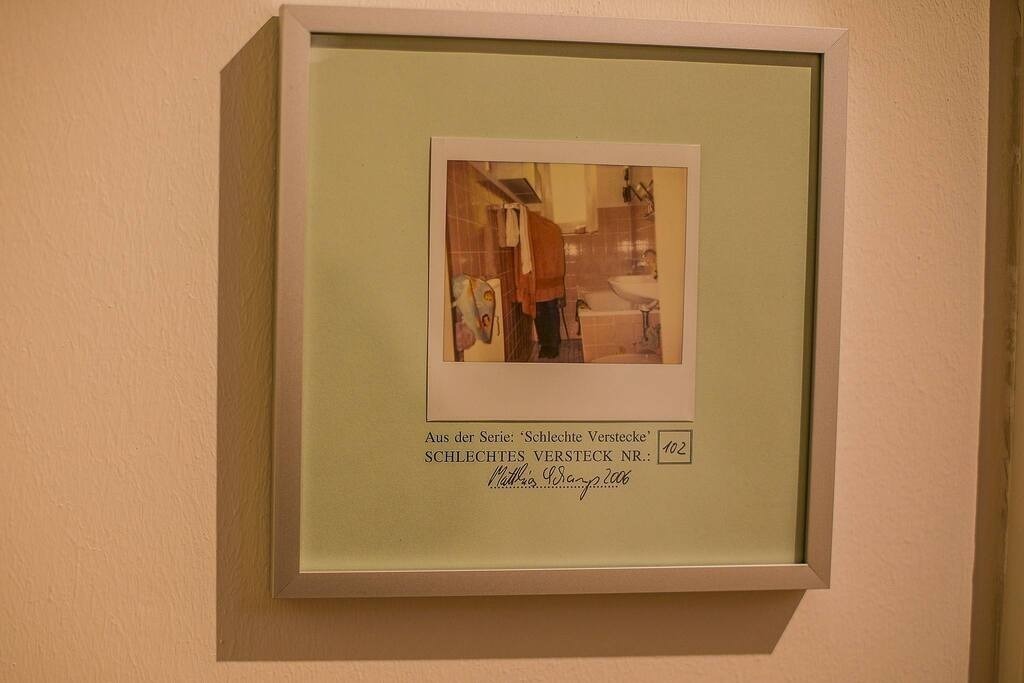 Peschkenhaus_HülleHütteHaut_131124_079 | Bildergalerie von Sport-Ereignissen aber auch von weiteren spannenden Dingen - nicht nur vom Niederrhein. In Anlehnung an den bekannten Spruch von Hanns Dieter Hüsch heißt das Motto: "Niederrhein ist überall".  - Realisiert mit Pictrs.com