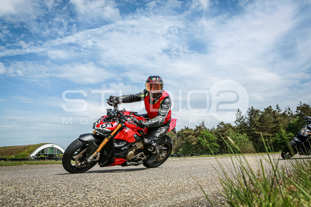 0085-250503_DCB-047_85 | Deine Full-Service-Agentur für ✔️Videoproduktionen und ✔️Motorsportfotografie Jetzt Angebot anfragen!