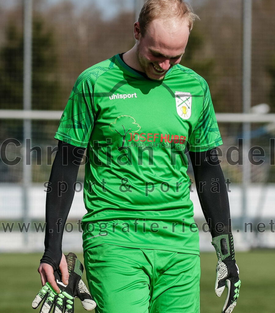 2024-02-24_003_FC_Langengeisling_II_gegen_SG_Reichenkirchen | Erding, Deutschland, 24.02.2024:
Fußball, Kreisklasse 2023 / 2024, Testspiel, FC Langengeisling II gegen SG Reichenkirchen, Endergebnis: 7:1

Torwart Justin Tauber (SG Reichenkirchen, #27)

Foto: Christian Riedel / fotografie-riedel.net